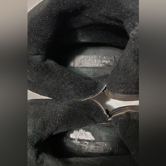 Hush Puppies Black Heeled Boots - Picture 13 of 14